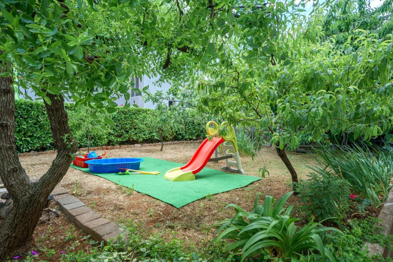 Family Petrov Apartments 沃迪切 外观 照片