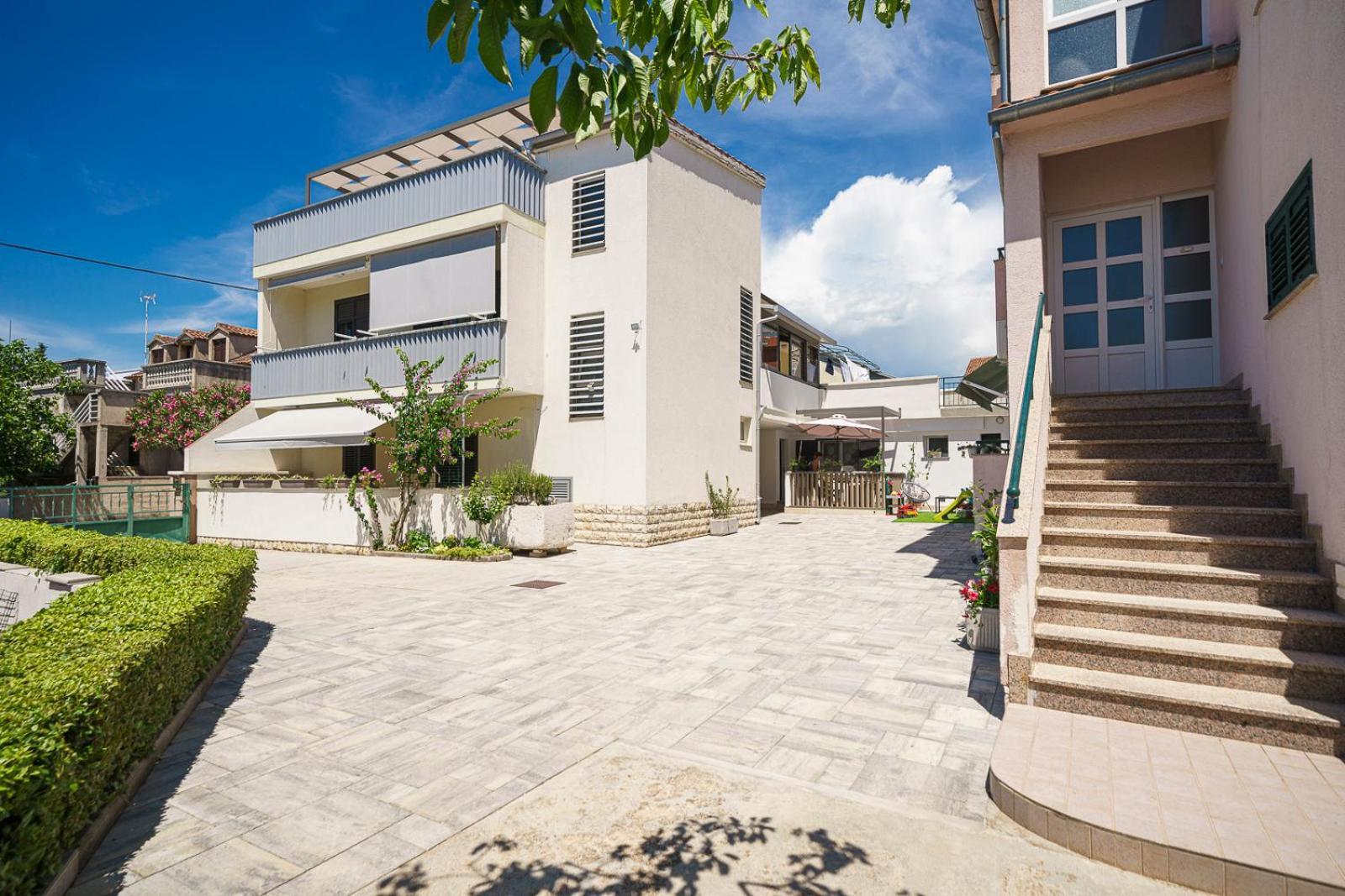 Family Petrov Apartments 沃迪切 外观 照片