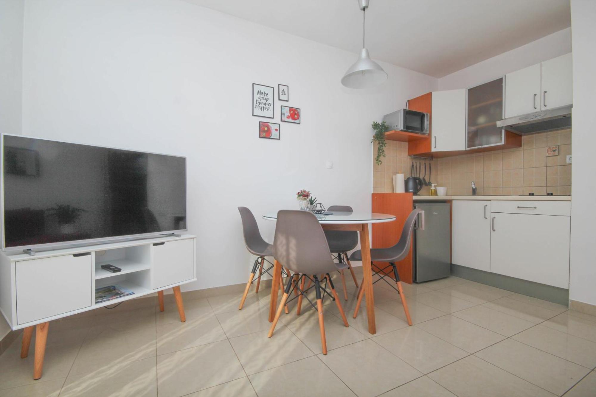 Family Petrov Apartments 沃迪切 客房 照片