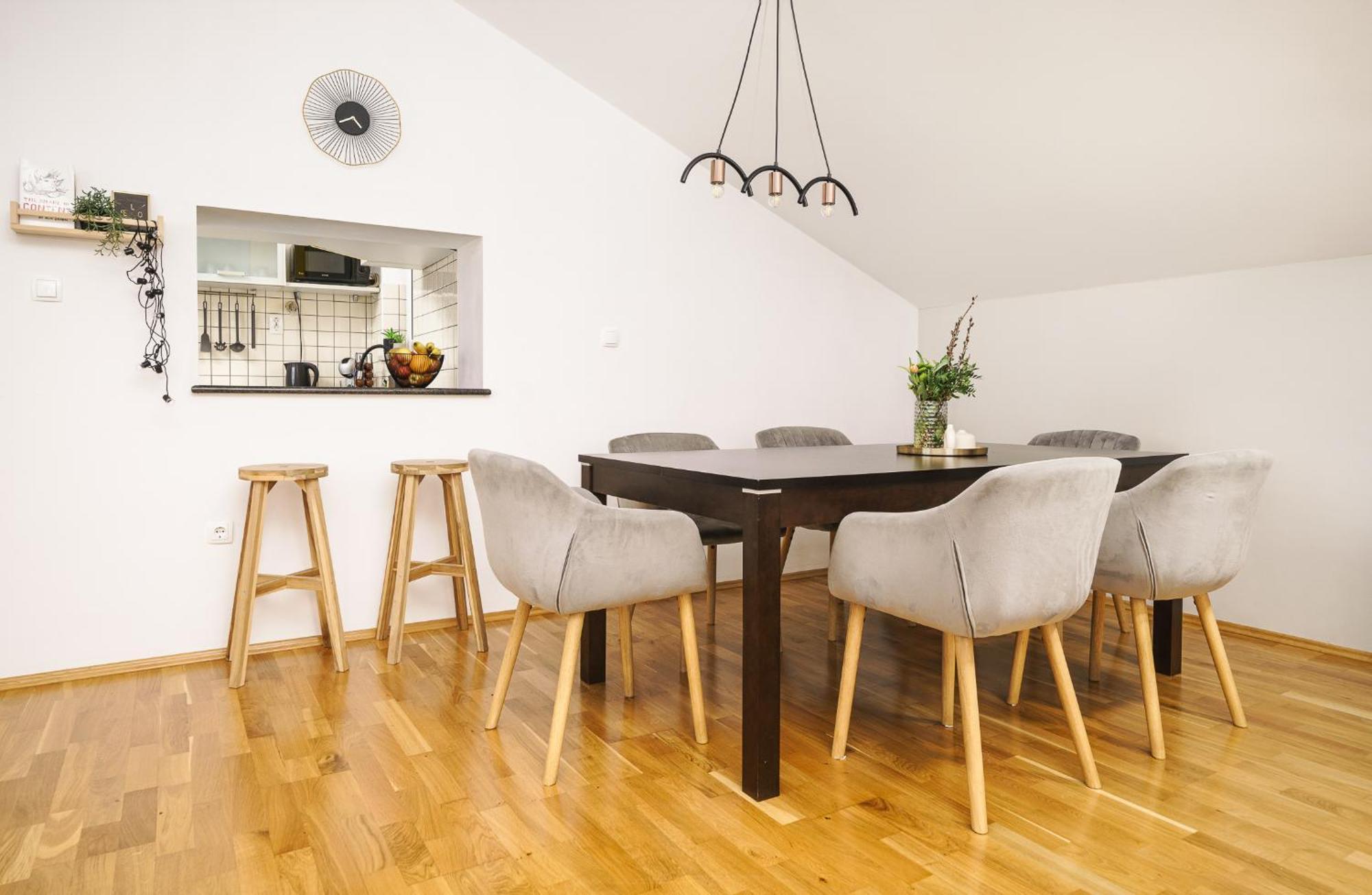 Family Petrov Apartments 沃迪切 外观 照片
