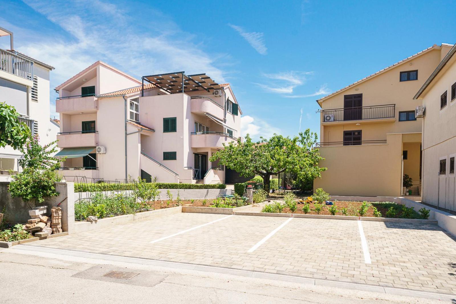 Family Petrov Apartments 沃迪切 外观 照片
